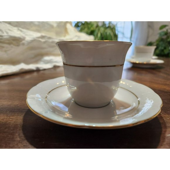 Vtg Hard to Find TK Thun Czechoslovakia China " Menuet II"  teacups and saucers - Picture 1 of 12